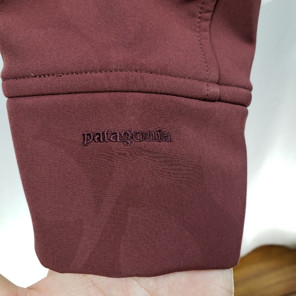 Patagonia Demitasse Wind-proof Softshell Jacket - Picture 4 of 5